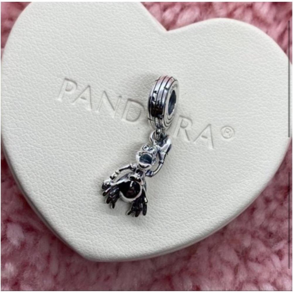 The little mermaid Sebastian Pandora charm